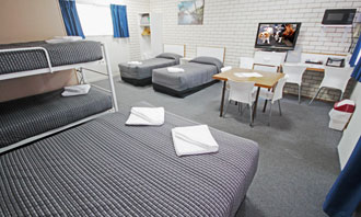 Binalong Motel provides quiet, clean, comfortable and affordable accommodation in Goondiwindi.