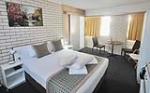 Queen Room at Binalong Motel - Goondiwindi QLD